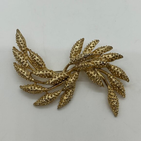 Vintage Sarah Coventry Brooch & Clip-On Earrings Set  Gold-Tone Wind Flower - Picture 3 of 16